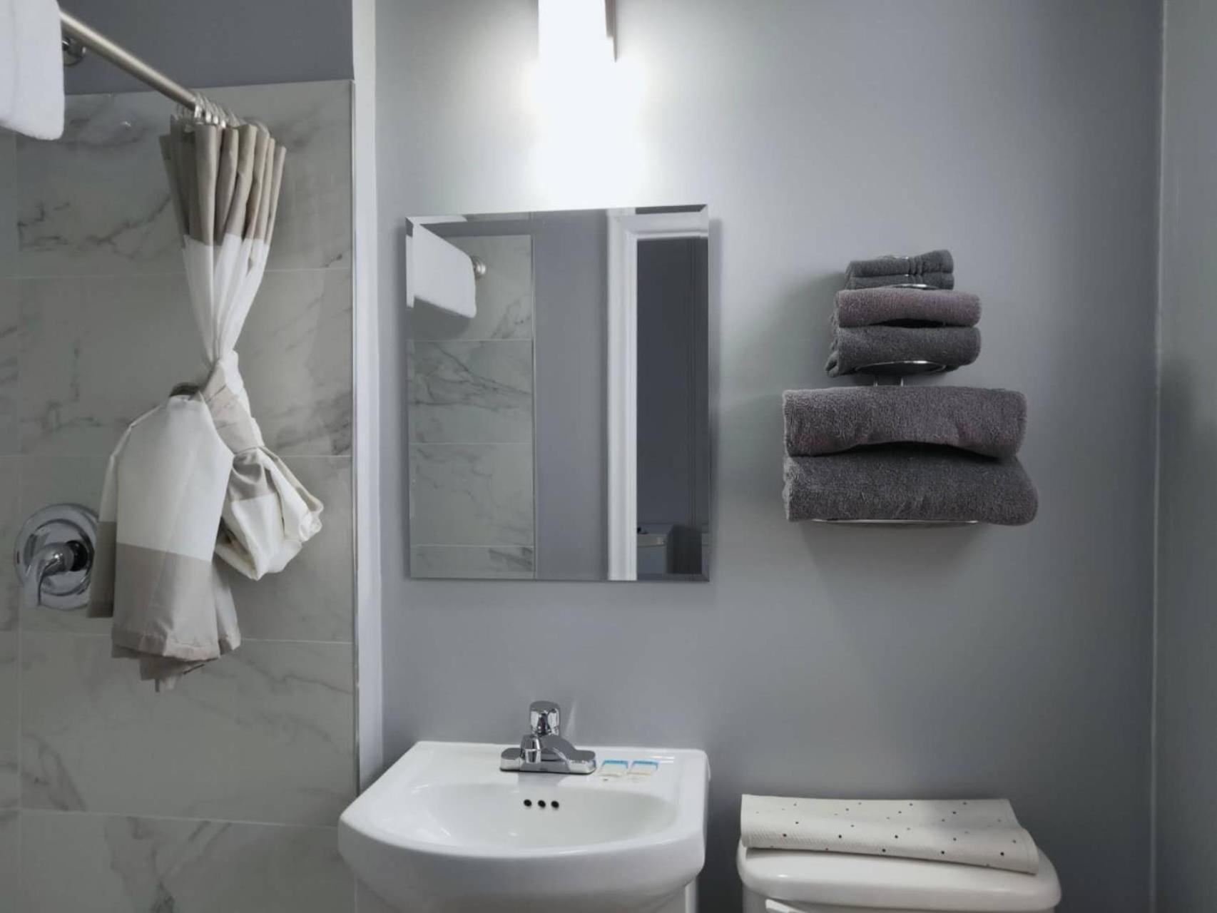 Melsask Motel Melville 외부 사진