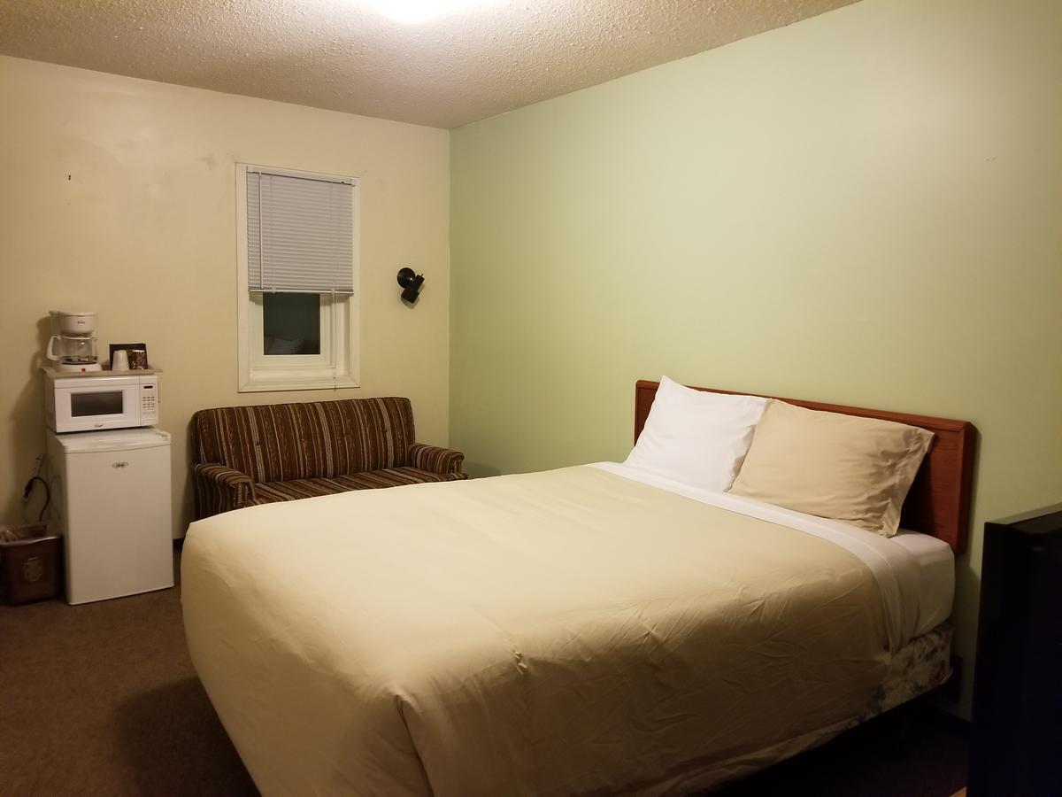 Melsask Motel Melville 외부 사진