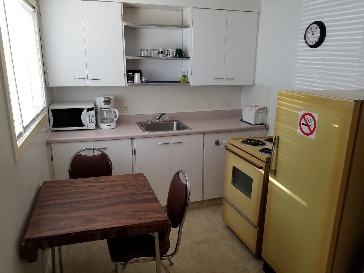 Melsask Motel Melville 외부 사진