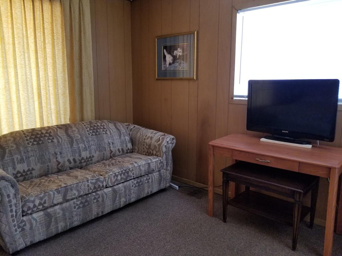 Melsask Motel Melville 외부 사진