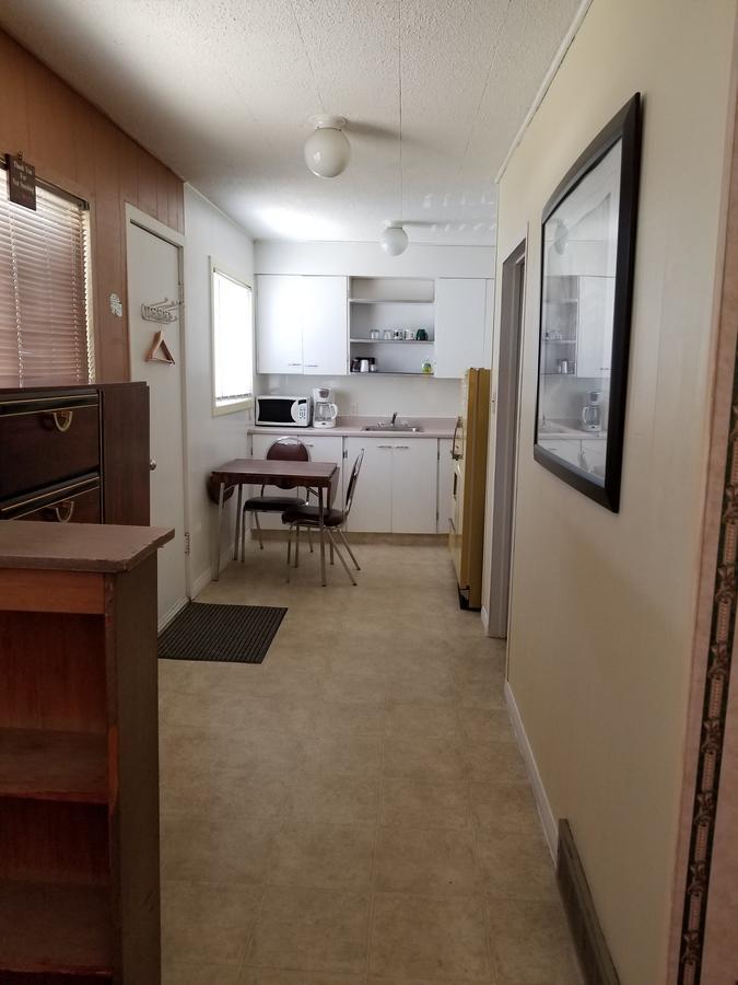 Melsask Motel Melville 외부 사진